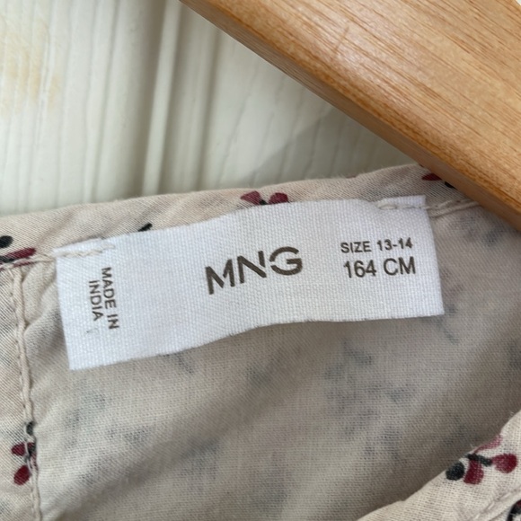 Blouse for girl - Picture 4 of 5